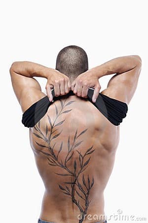 tatuagens-masculinas-nas-costas